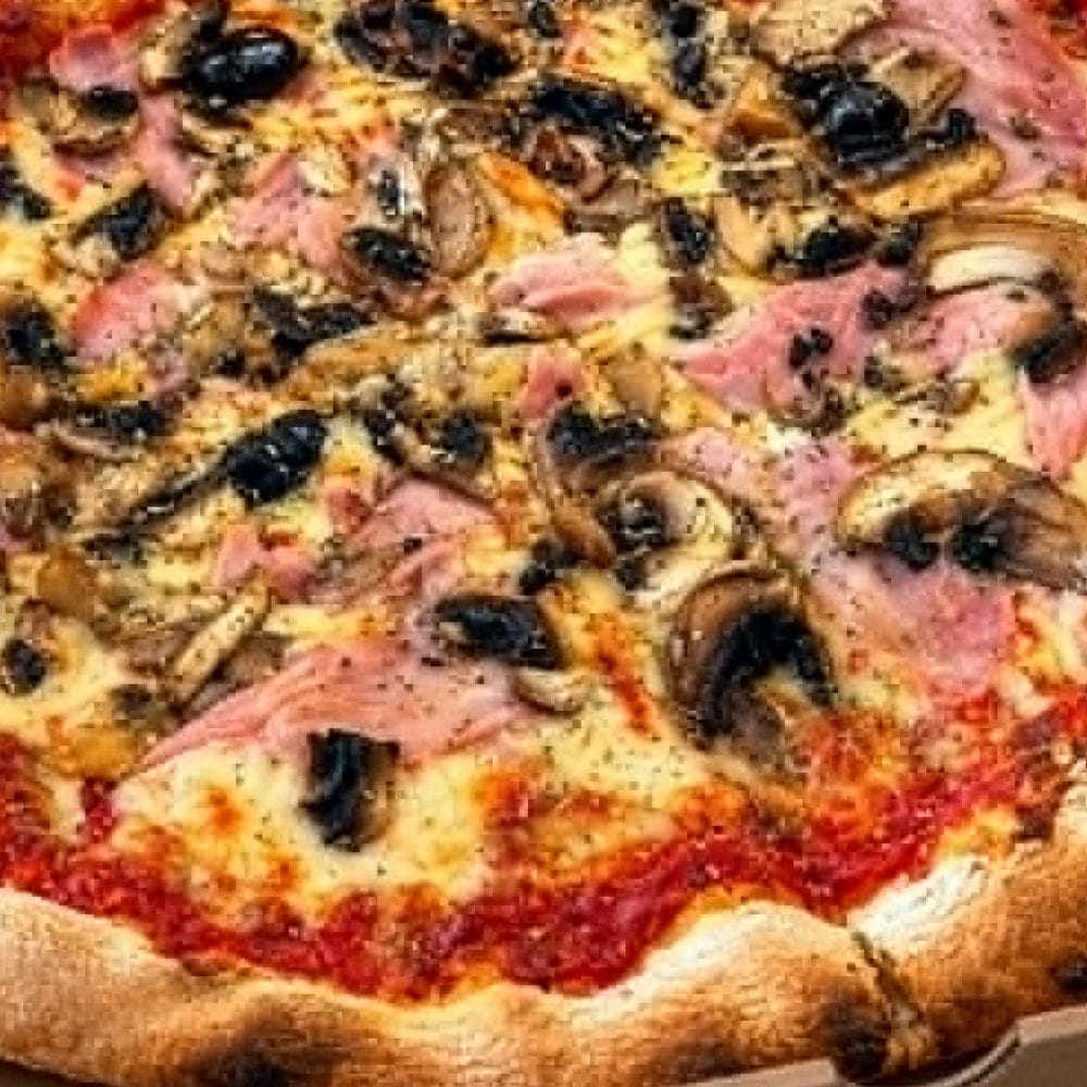 Pizza Reine de Flo Pizza : jambon, champignons, olives